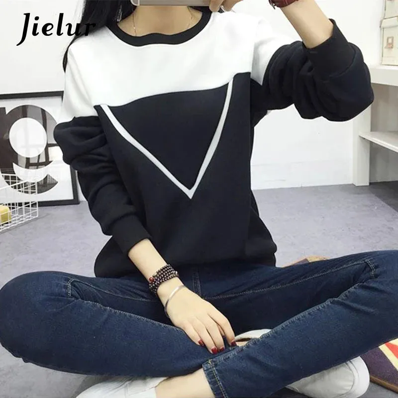 Cool Street Fashion Spell Color Black White Patchwork Women's Sweatshirt V-pattern Fleece Hoodies Female Loose M-XXL